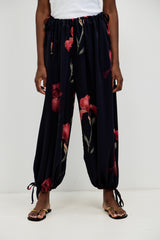 Trend alert 🚨📢- 🍰 SUMMER 2026- sizeless - we're in love- Black with flower print