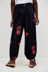 Trend alert 🚨📢- 🍰 SUMMER 2026- sizeless - we're in love- Black with flower print