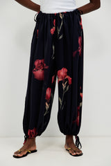 Trend alert 🚨📢- 🍰 SUMMER 2026- sizeless - we're in love- Black with flower print