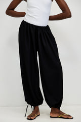 Trend alert π¨π’- π° SUMMER 2026- sizeless - we're in love- Black