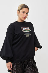 🧦Autumn/Winter 2025/2026
- Sara Sweatshirt - Black - It’s a match