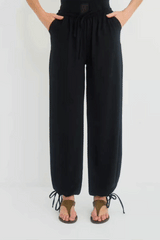 đ AUTUMN/WINTER 2026/27 - Nomad- wide leg pants- black