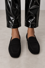 🍁 Autumn/Winter 2026/27 - The Italian Edit 🇮🇹 Suede Loafers- Nero ◾️