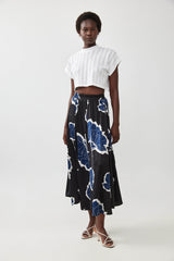 🧦 Autumn/Winter 2025/2026 -Six Senses Skirt -Noir Garden