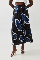 🧦 Autumn/Winter 2025/2026 -Six Senses Skirt -Noir Garden