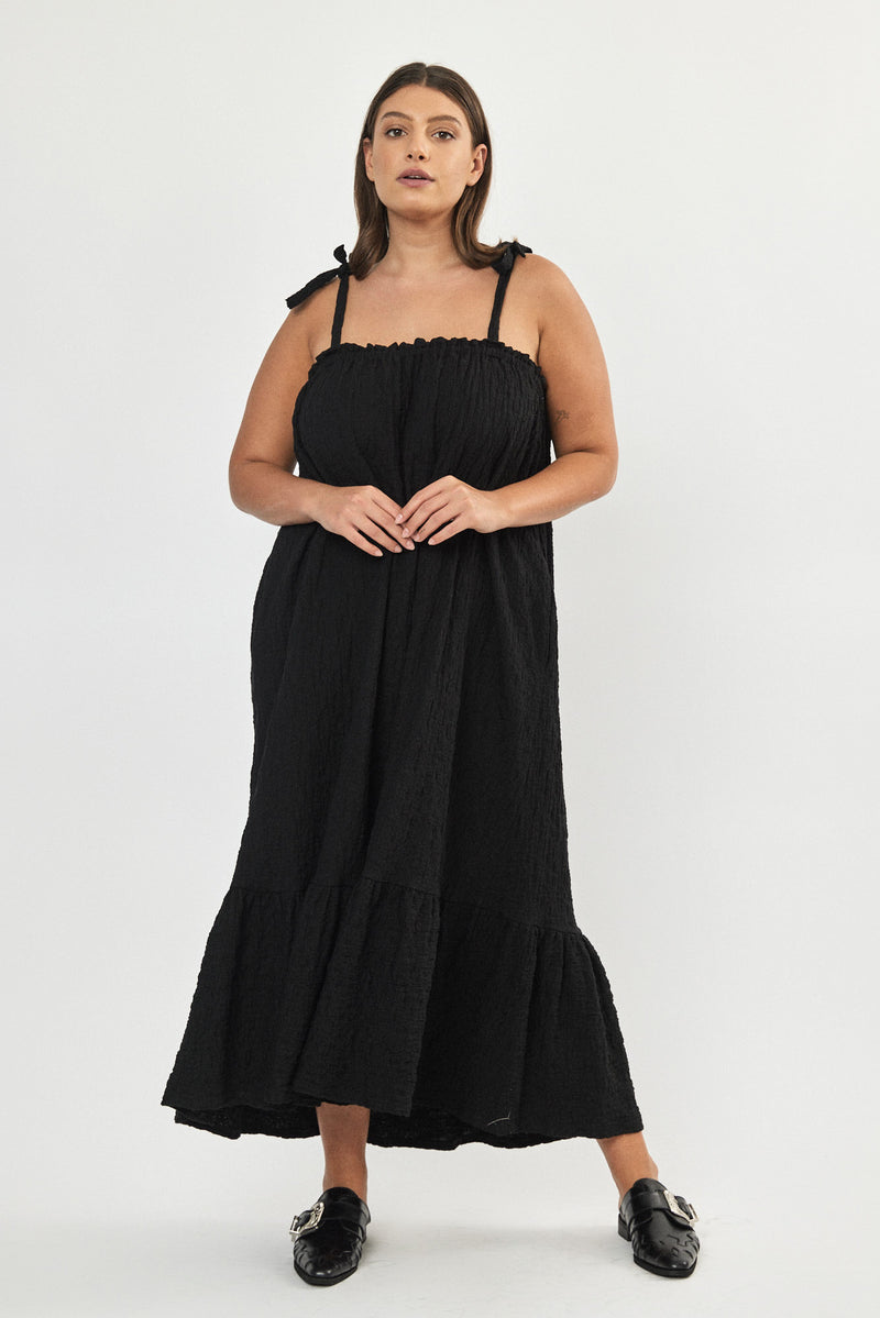 🌻In between - August dress - Black