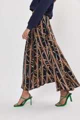 ❄️ Winter 2023/2024 - The Ultimate Skirt -  Vintage