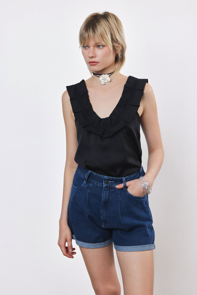 ⛵️Spring/Summer 2025 - Helena- Ruffle-Trim Sleeveless Top- Black satin