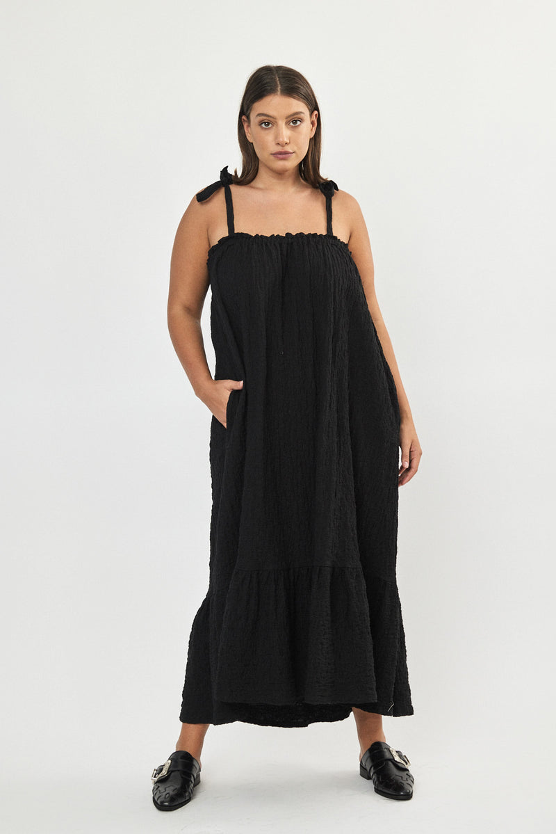 🌻In between - August dress - Black