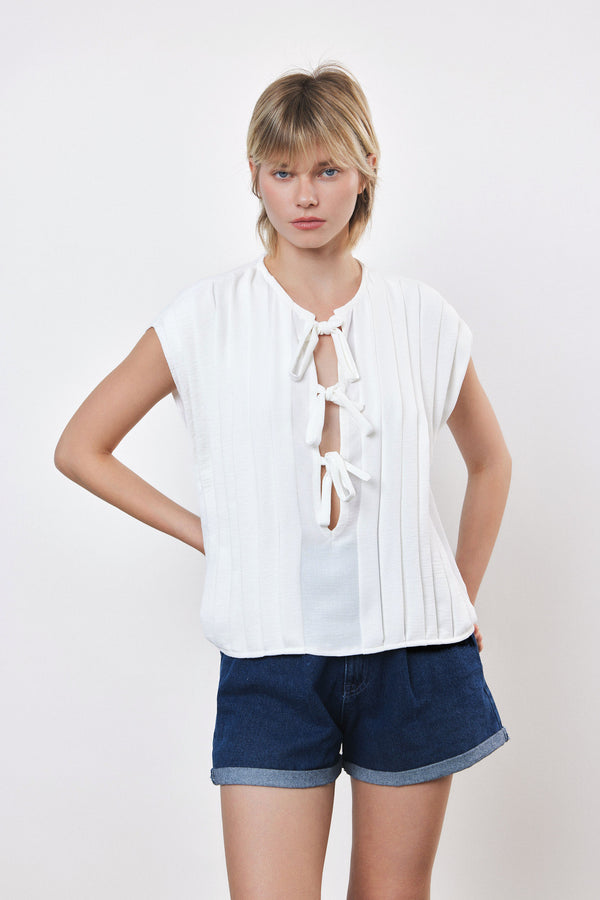 ⛵️Spring/Summer 2025 - Breeze Bow Blouse- Ice 🧊