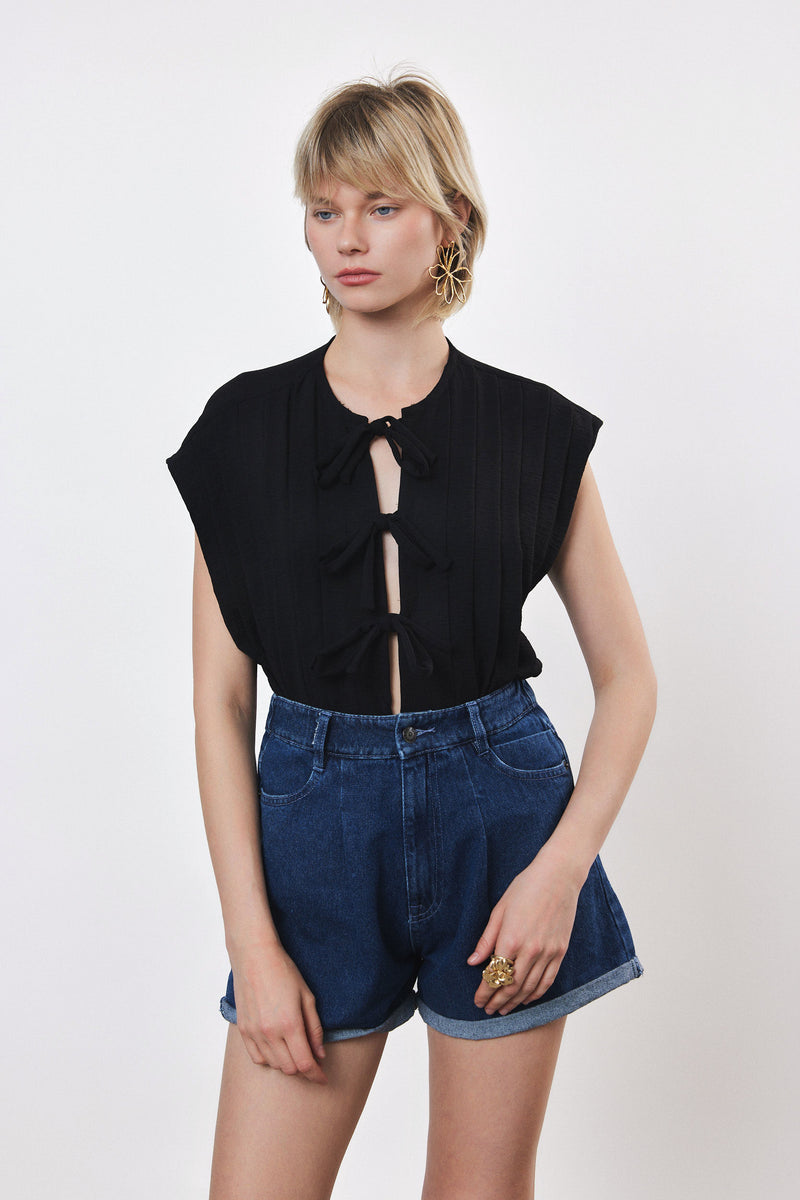 ⛵️Spring/Summer 2025 - Breeze Bow Blouse- Black