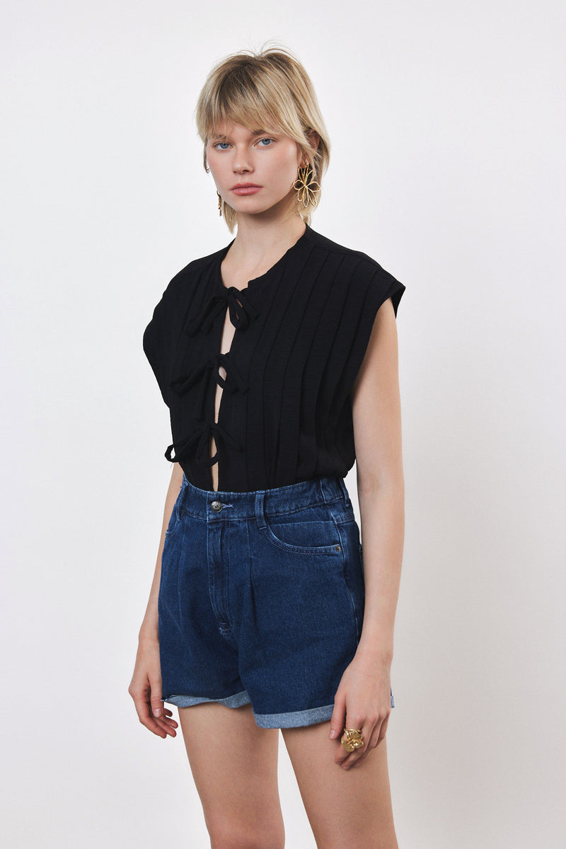 ⛵️Spring/Summer 2025 - Breeze Bow Blouse- Black