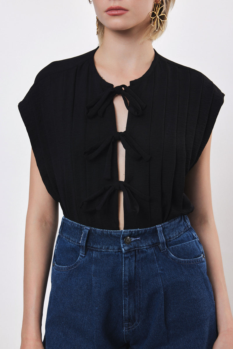 ⛵️Spring/Summer 2025 - Breeze Bow Blouse- Black