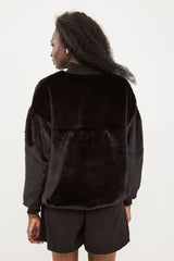 🧦 The Jacob Sweatshirt - Fake fur - Classic Black