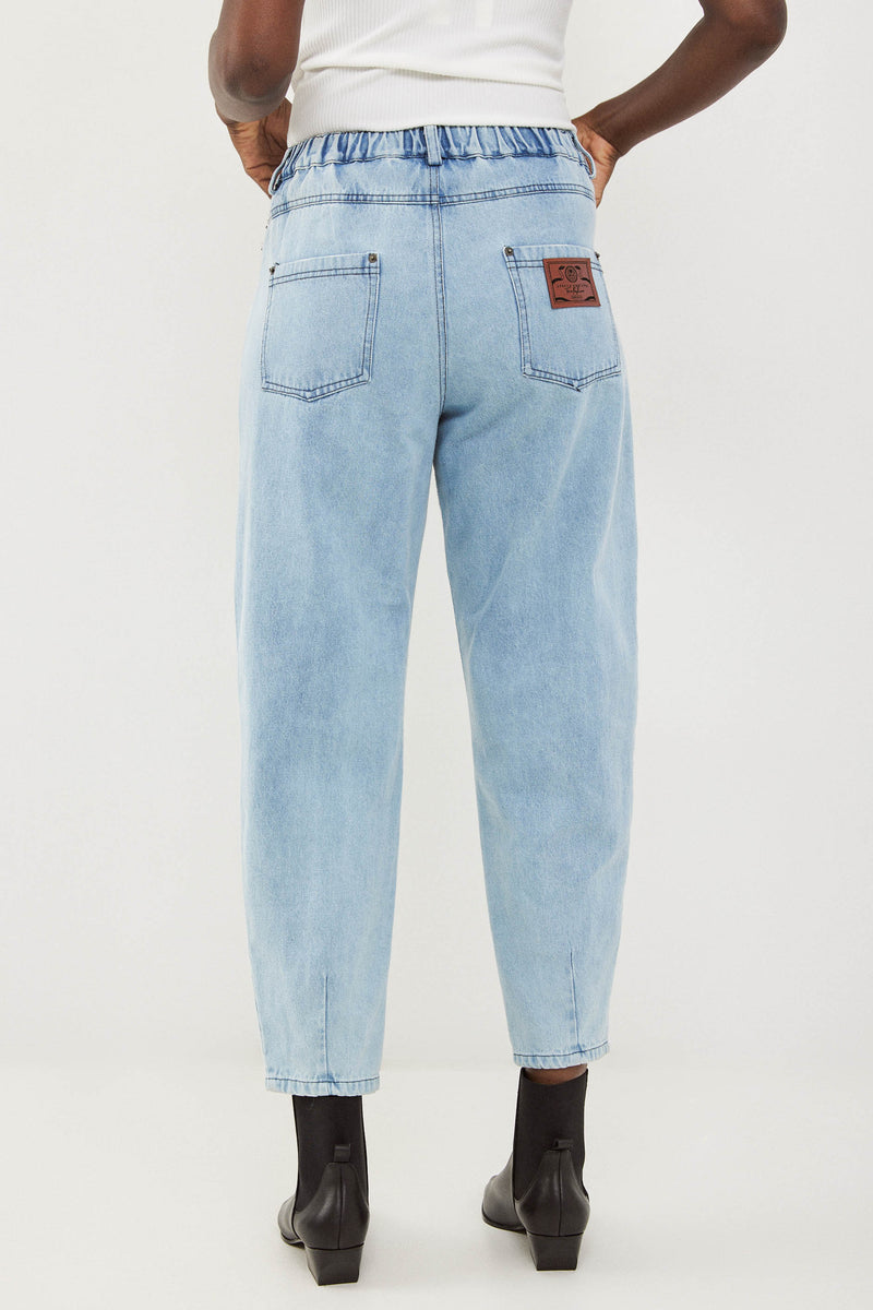 🧦Autumn/Winter 2025/2026 - Our interpretation for Mom jeans - Acid