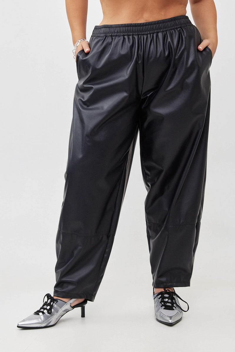 🧦Autumn/Winter 2025/2026 - Francophile pants - Faux leather
