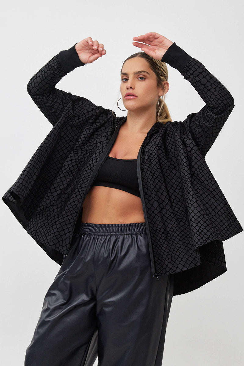 🧦 Autumn/Winter 2025/2026- The Bun zip up hoodie - BLACK SNAKE (NYLON)