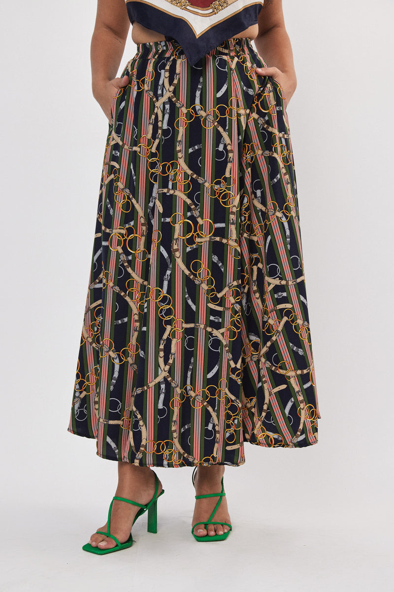 ❄️ Winter 2023/2024 - The Ultimate Skirt -  Vintage