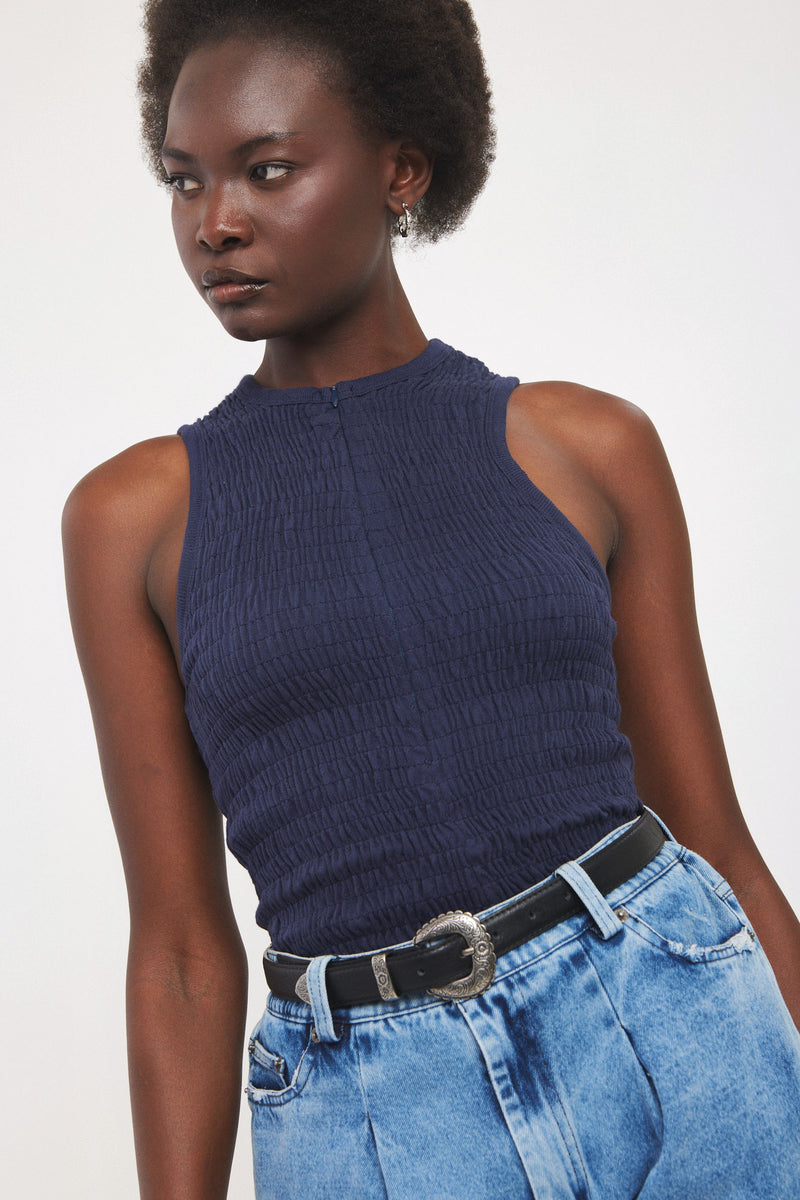 ⛵️Spring/Summer 2025 - Strawberry 🍓 - Navy 🔹 This item is discounted due to a minor defect – slight irregularities in the spacing of the gathers