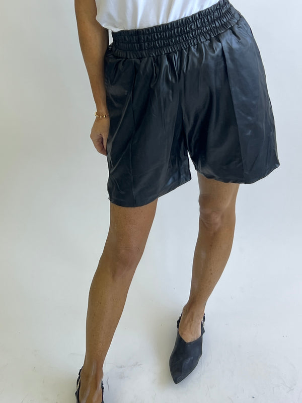 Sample shorts  -  Black