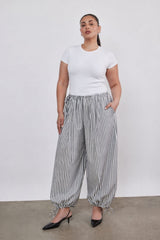 Trend alert 🚨📢- 🍰 SUMMER 2026- sizeless - we're in love- Grey and White stripes