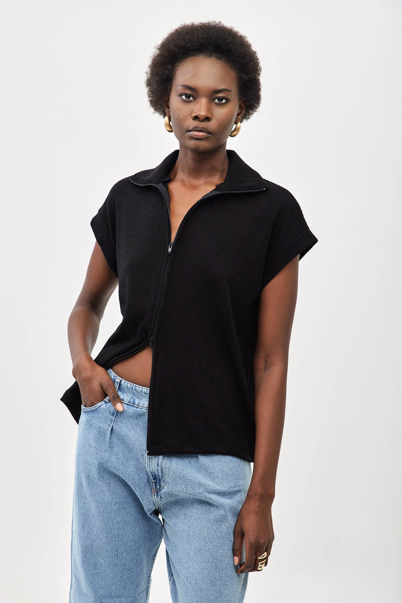 ⛵️Spring/Summer 2025 - Kalima Vest - Black