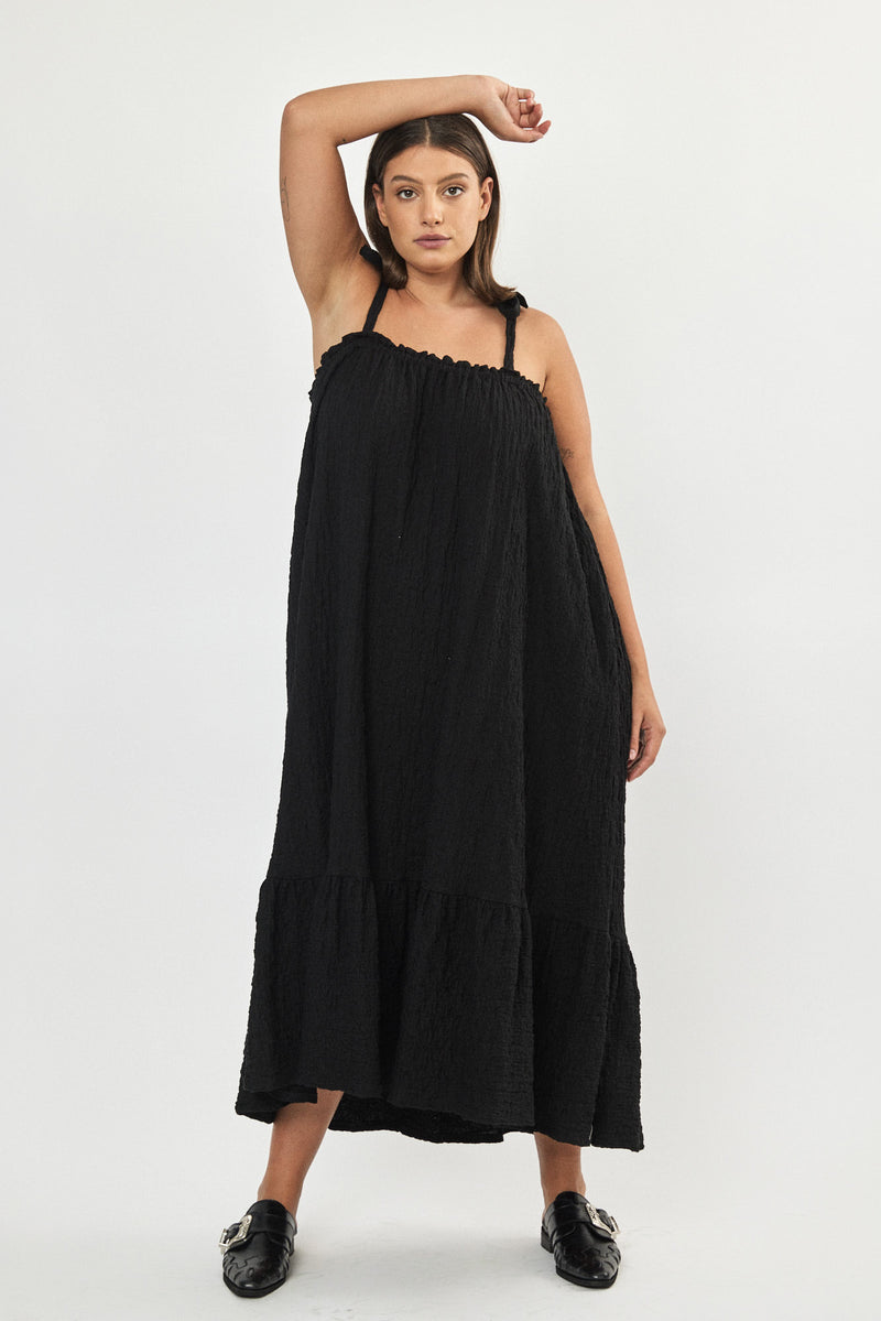 🌻In between - August dress - Black