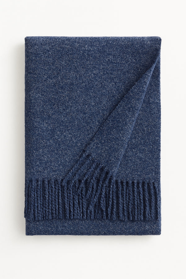 ❄️ Cozy Wrap- Midnight Whisper–Woven Throw.