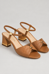 🍁 Autumn/Winter 2026/27 - The Italian Edit 🇮🇹- 👉🏻SAMPLE👈🏻 -Leather Embossed Heel Sandals- Size 37