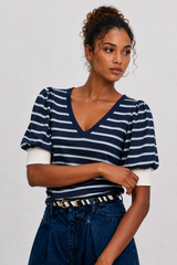 🍰 SUMMER 2026 - V Eye T shirt - Elegant Blue