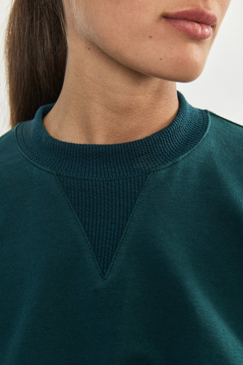❄️Winter 2023/2024- Cropped Sweatshirt - Green