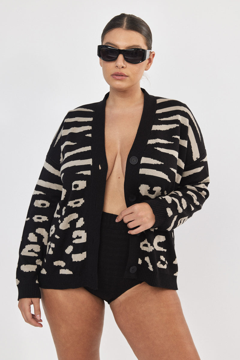 ❄️Winter 2023/2024 - Knitwear 🧶Haimke Cardigan - Black and Stone 🗿