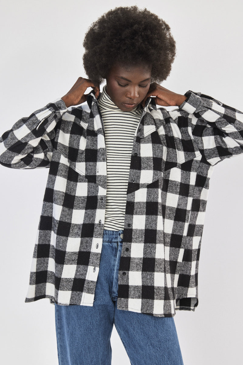 ❄️Winter 2023/2024 - Klips -shirt - Flannel in a neutral checked pattern - Black and White