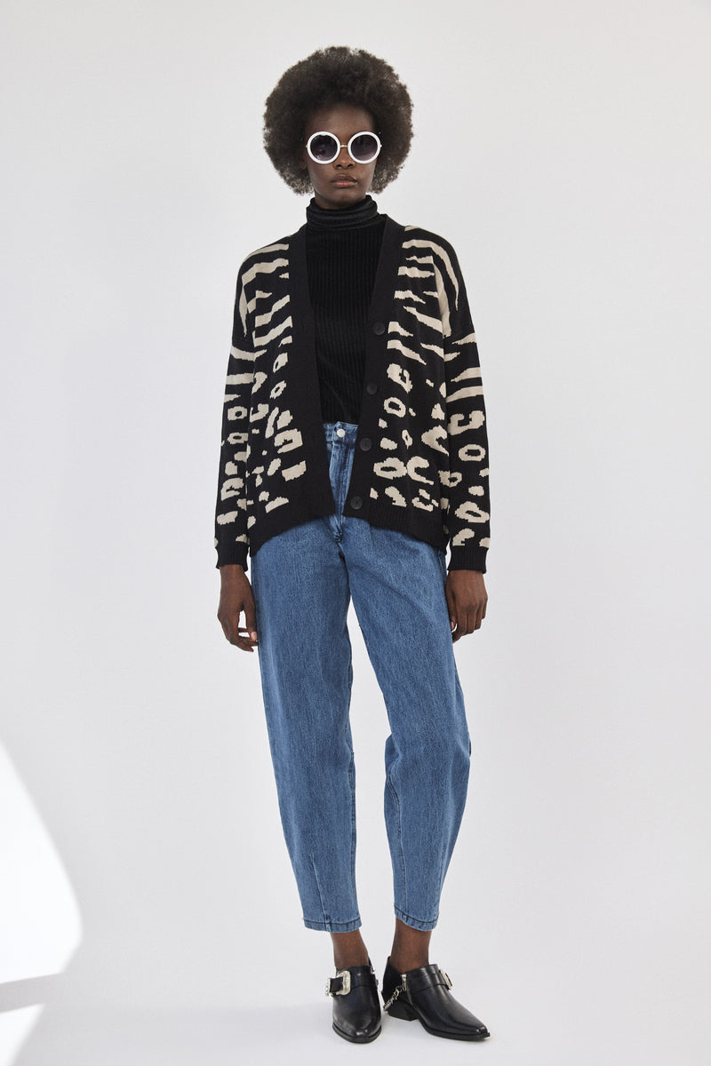 ❄️Winter 2023/2024 - Knitwear 🧶Haimke Cardigan - Black and Stone 🗿