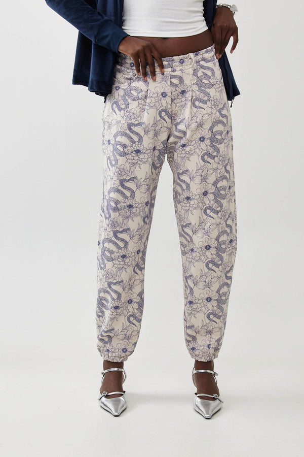 🧦 Autumn/Winter 2025/2026  - Mom’s joggers- A bag of snakes