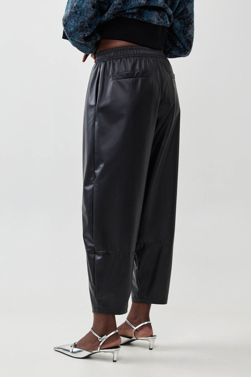 🧦Autumn/Winter 2025/2026 - Francophile pants - Faux leather