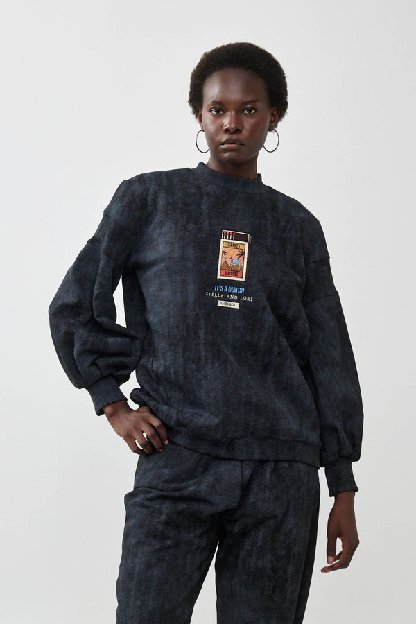 🧦Autumn/Winter 2025/2026 - Sara Sweatshirt - Black - Distressed Dark Grey