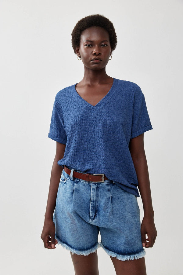 🧦 Autumn/Winter 2025/2026 - V Victory T shirt - Blue lagoon