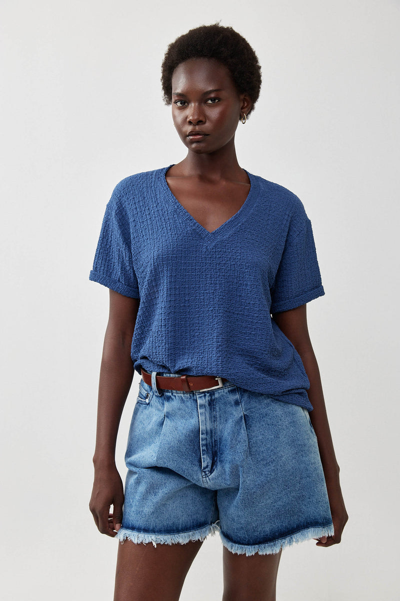 🧦 Autumn/Winter 2025/2026 - V Victory T shirt - Blue lagoon