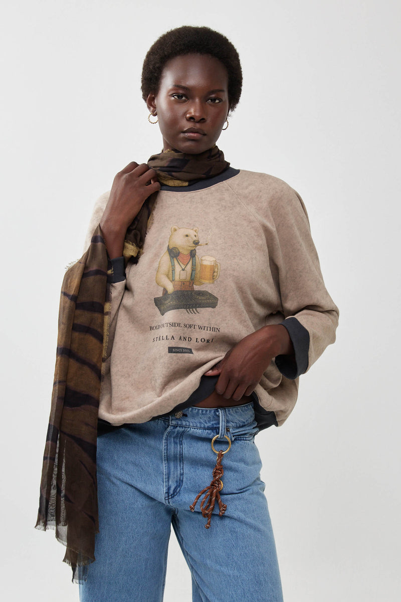 🧦 Autumn/Winter 2025/2026 - Galaxy Sweatshirt - Furry Tales Capsule - DJ Snowbear