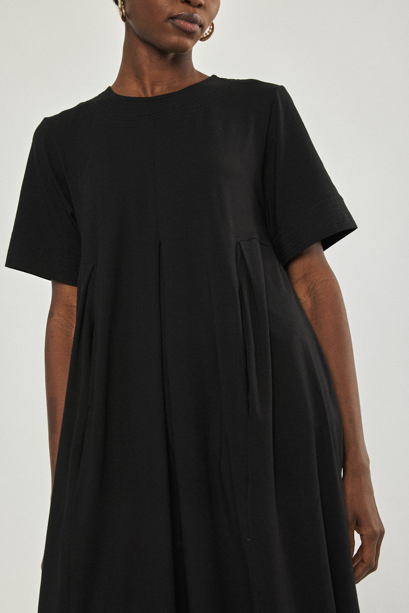 🌼Spring/Summer 2023 - Maxi T - Black is always elegant 🔌