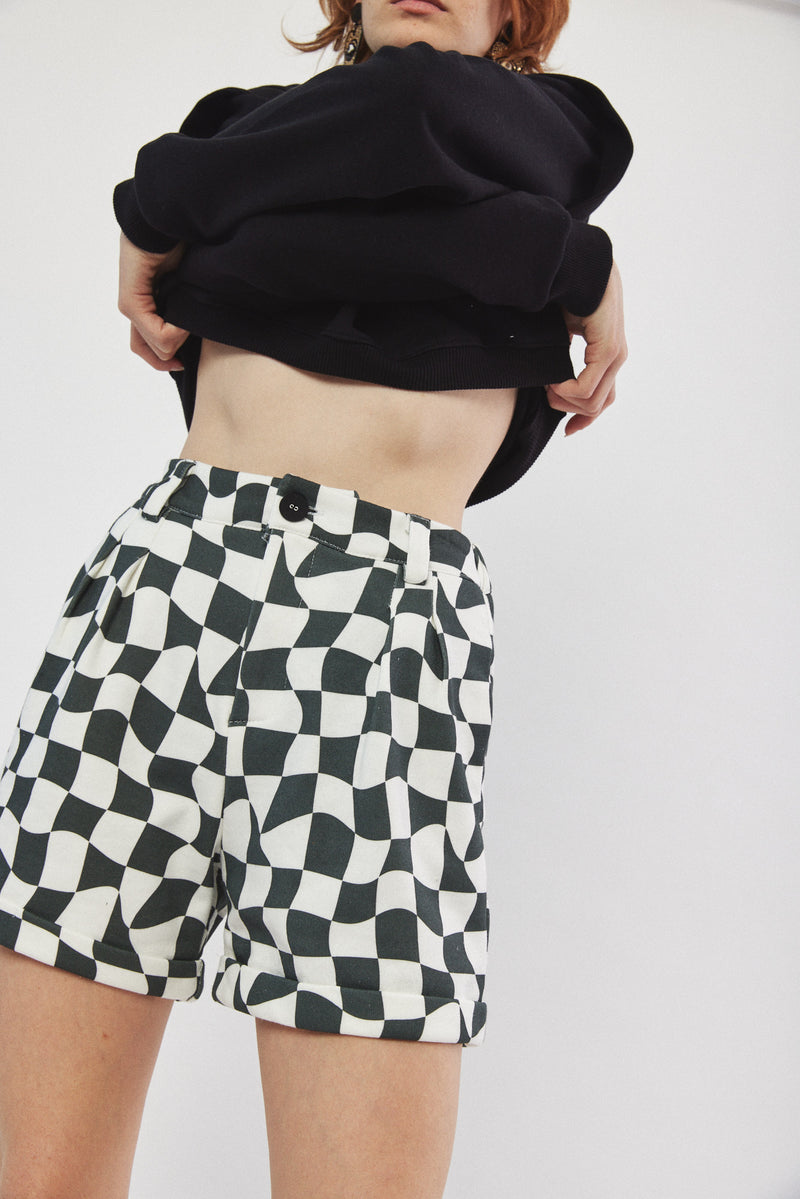 ☃️ Winter 2023  - Shasha Shorts  - Monochrome