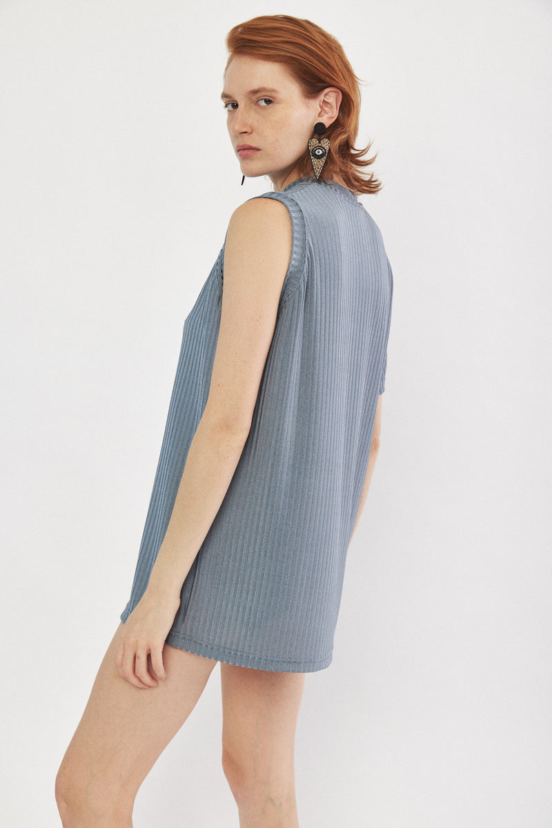 ☃️ Winter 2023 - Half Coco T shirt - Shiny ✨ Pale Blue