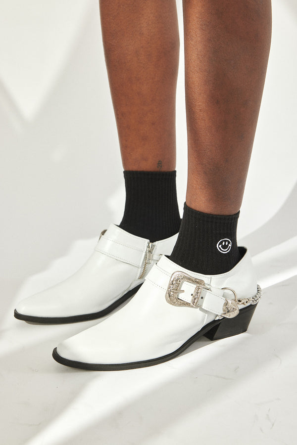 Western boots- Taiyō 太陽 -in White - Without chain